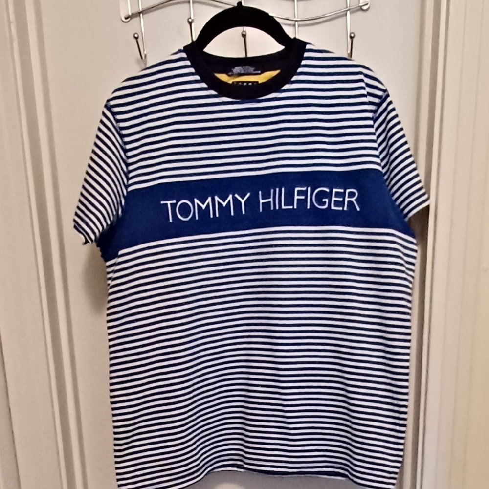 Tommy T-shirts XL